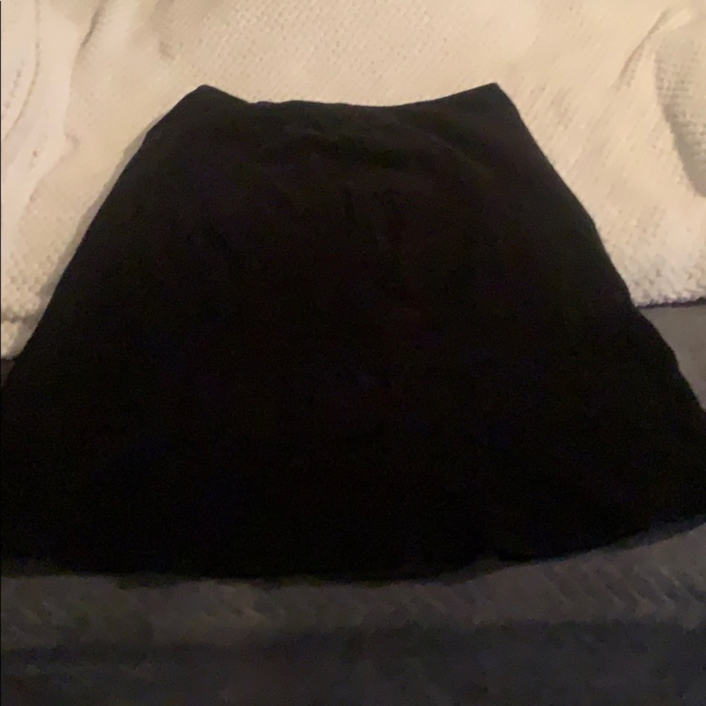 Skirt - Picture 2 of 3